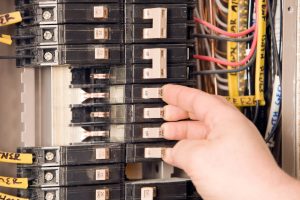 Article__When_Do_You_Need_to_Call_for_an_Electrical_Panel_Upgrade__
